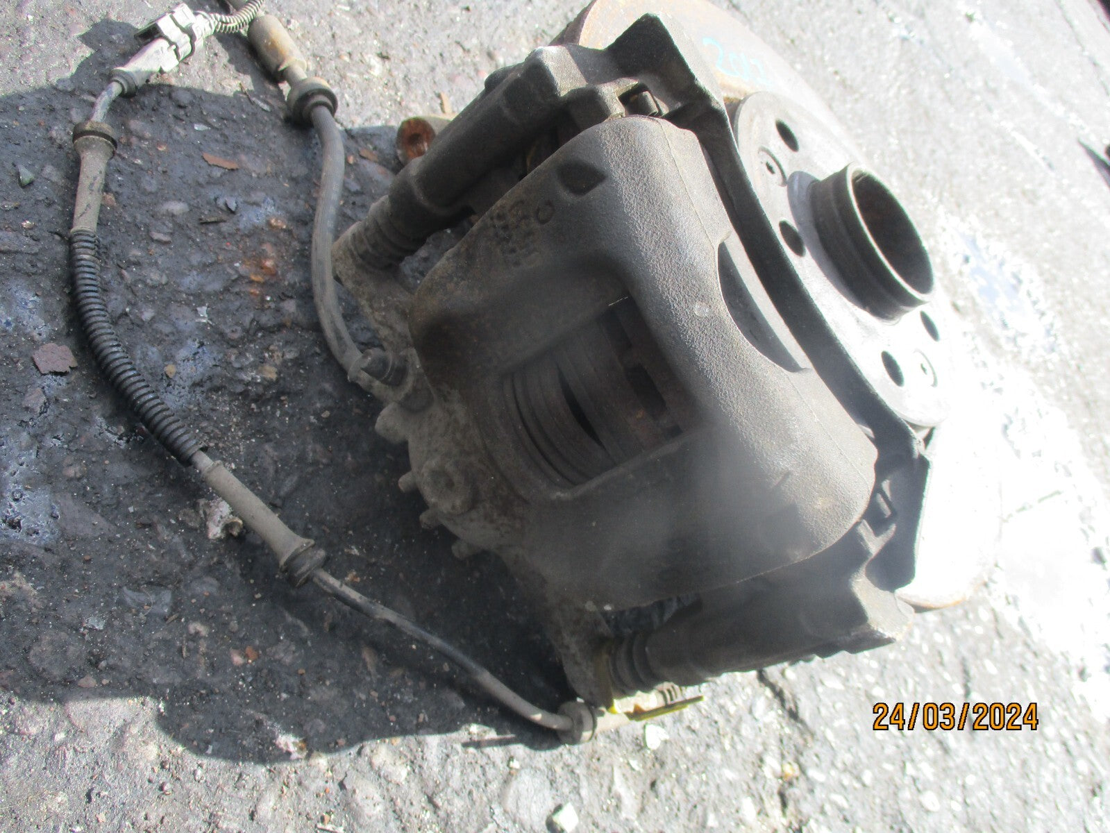 VAUXHALL VIVARO MK2 X82 2017 1.6 DIESEL NSF PASSENGER FRONT WHEEL BEARING HUB
