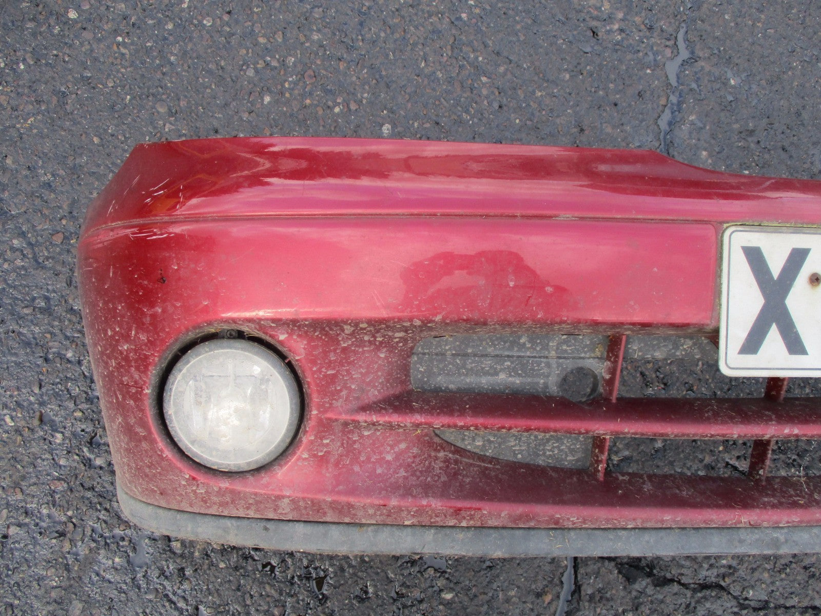 RENAULT MK1 MEGANE 1998 COMPLETE FRONT BUMPER FOG SPOT LIGHT BURGUNDY