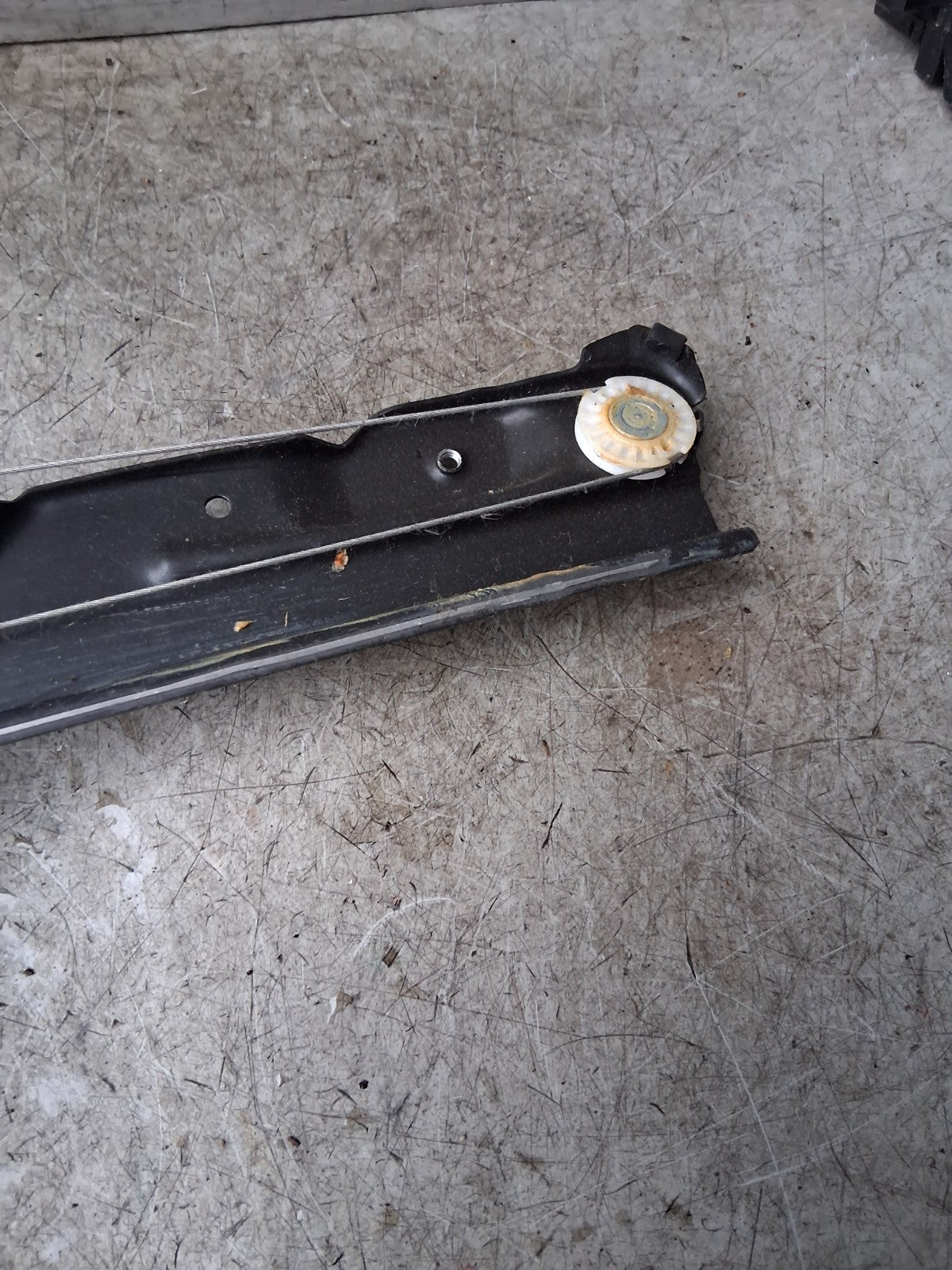 2021 VAUXHALL VIVARO MK3 NSF PASSENGER SIDE WINDOW MOTOR REGULATOR 9829889780
