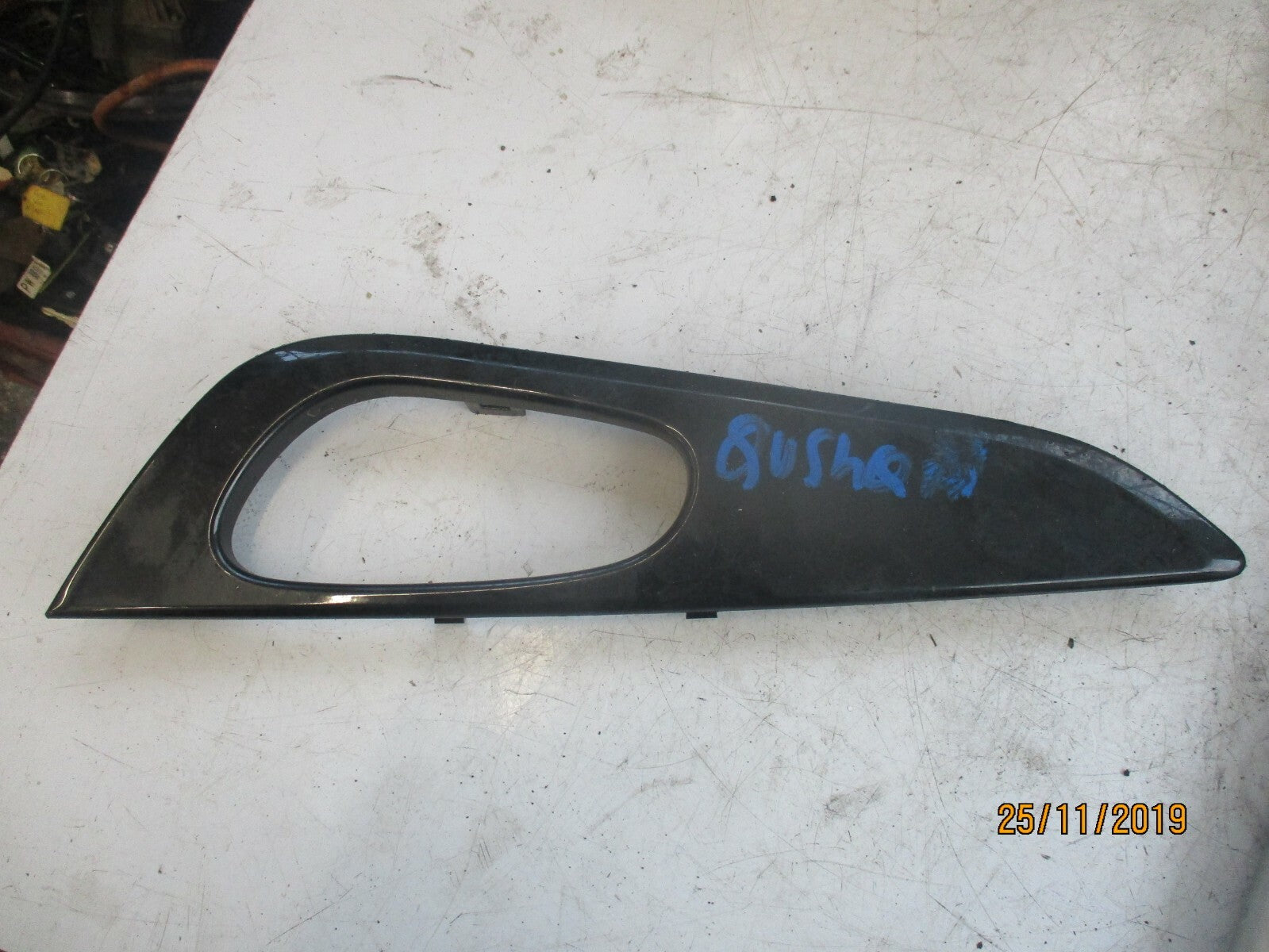 NISSAN QASHQAI J11 MK2 NSR PASSENGER SIDE REAR DOOR SURROUND TRIM 826834EA1AX