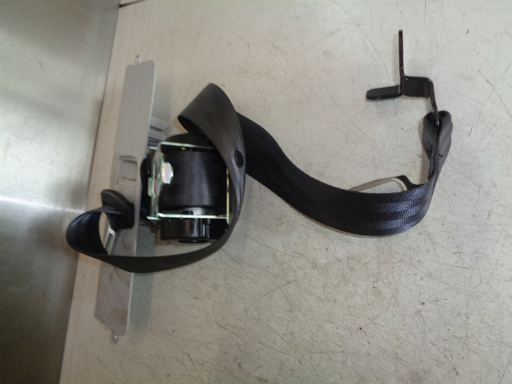 VAUXHALL CORSA E MK4 2018 OSF DRIVER SIDE FRONT DOOR SEAT BELT 13427741