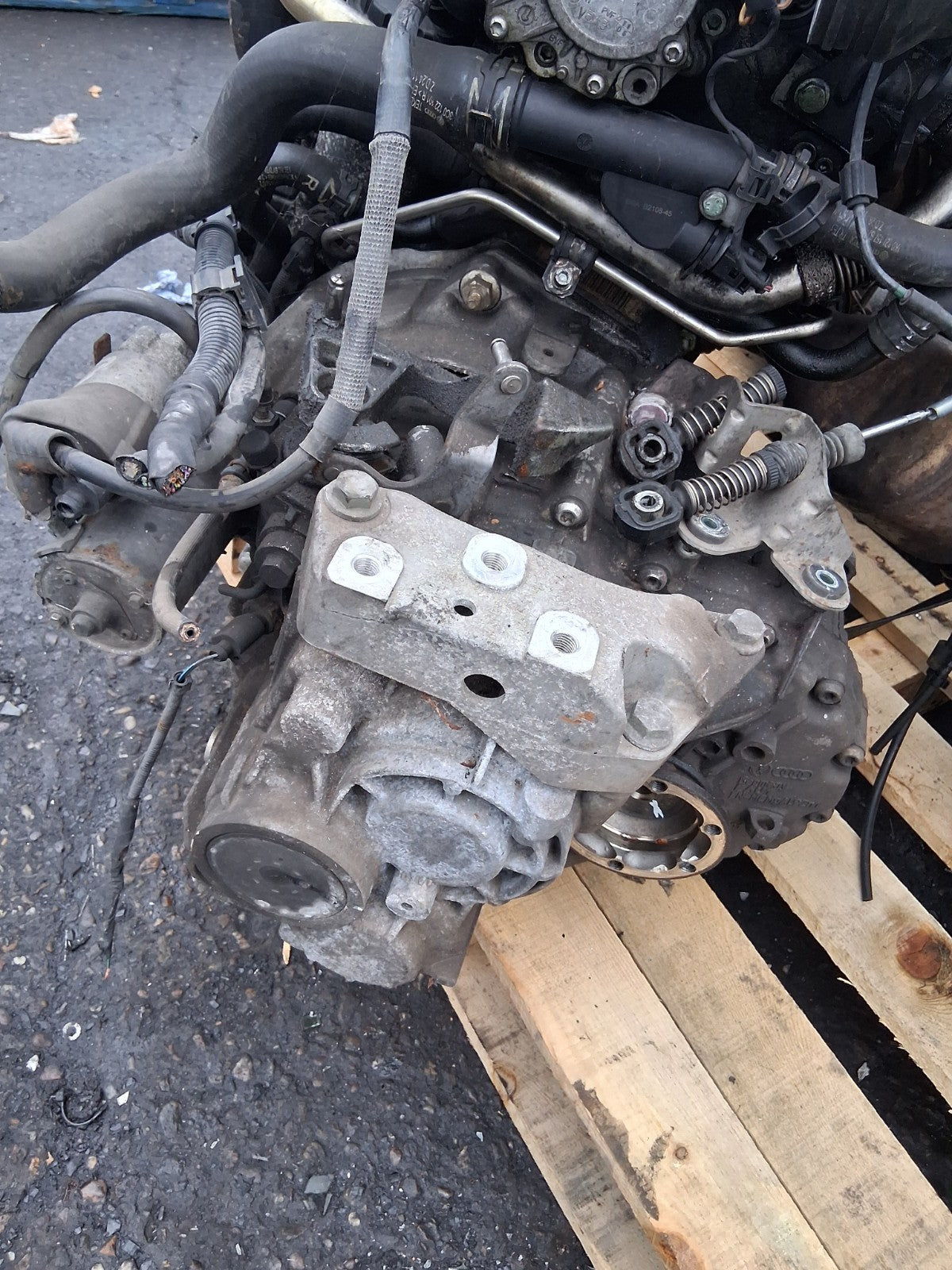 2006 VW VOLKSWAGEN PASSAT B6 2.0 DIESEL MANUAL GEARBOX HDV