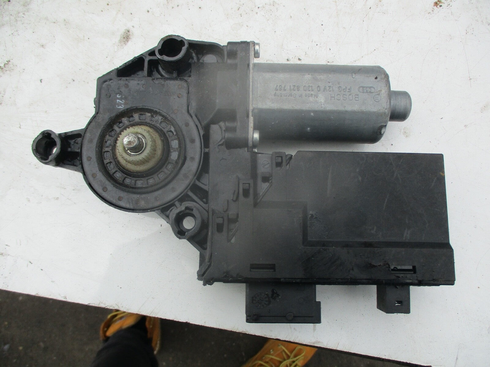 PEUGEOT 307 2004 NS PASSENGER SIDE ELECTRIC WINDOW MOTOR ONLY 9637130780