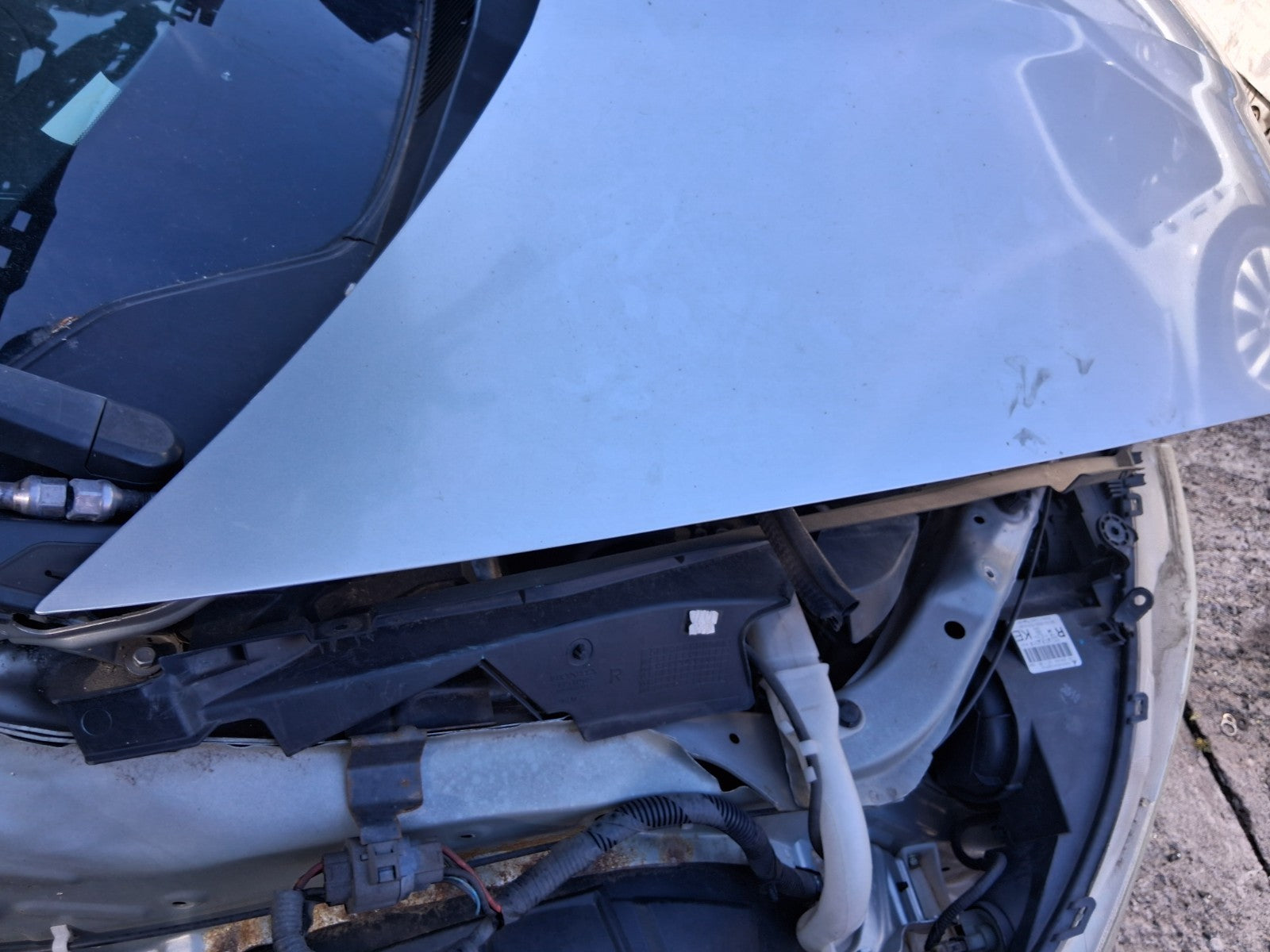 2007 HONDA CIVIC MK8 FRONT BONNET HOOD PANEL SILVER METALIC NH700M