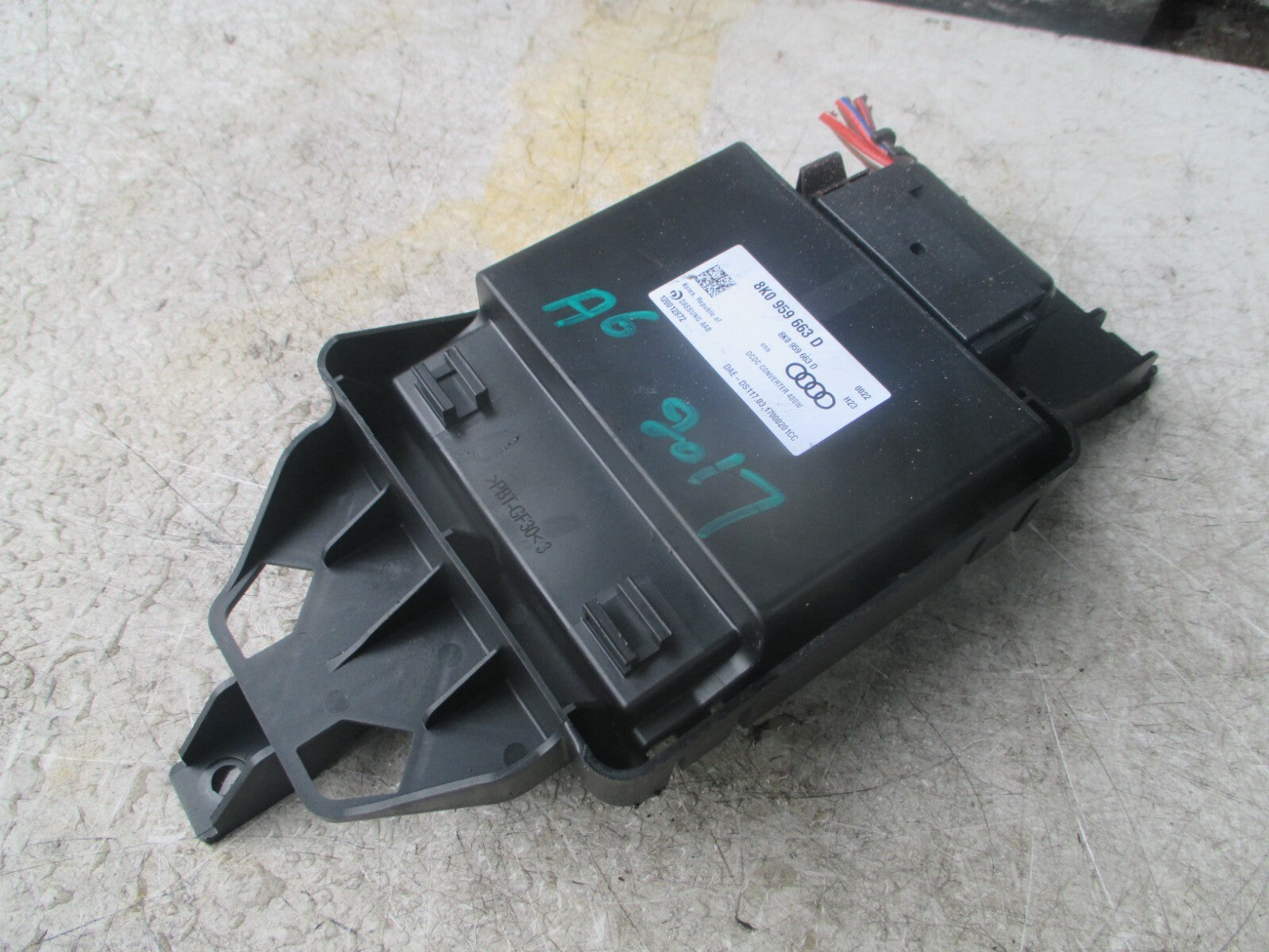 AUDI A6 2017 VOLTAGE STABILISER REGULATOR CONTROL MODULE 8K0959663D