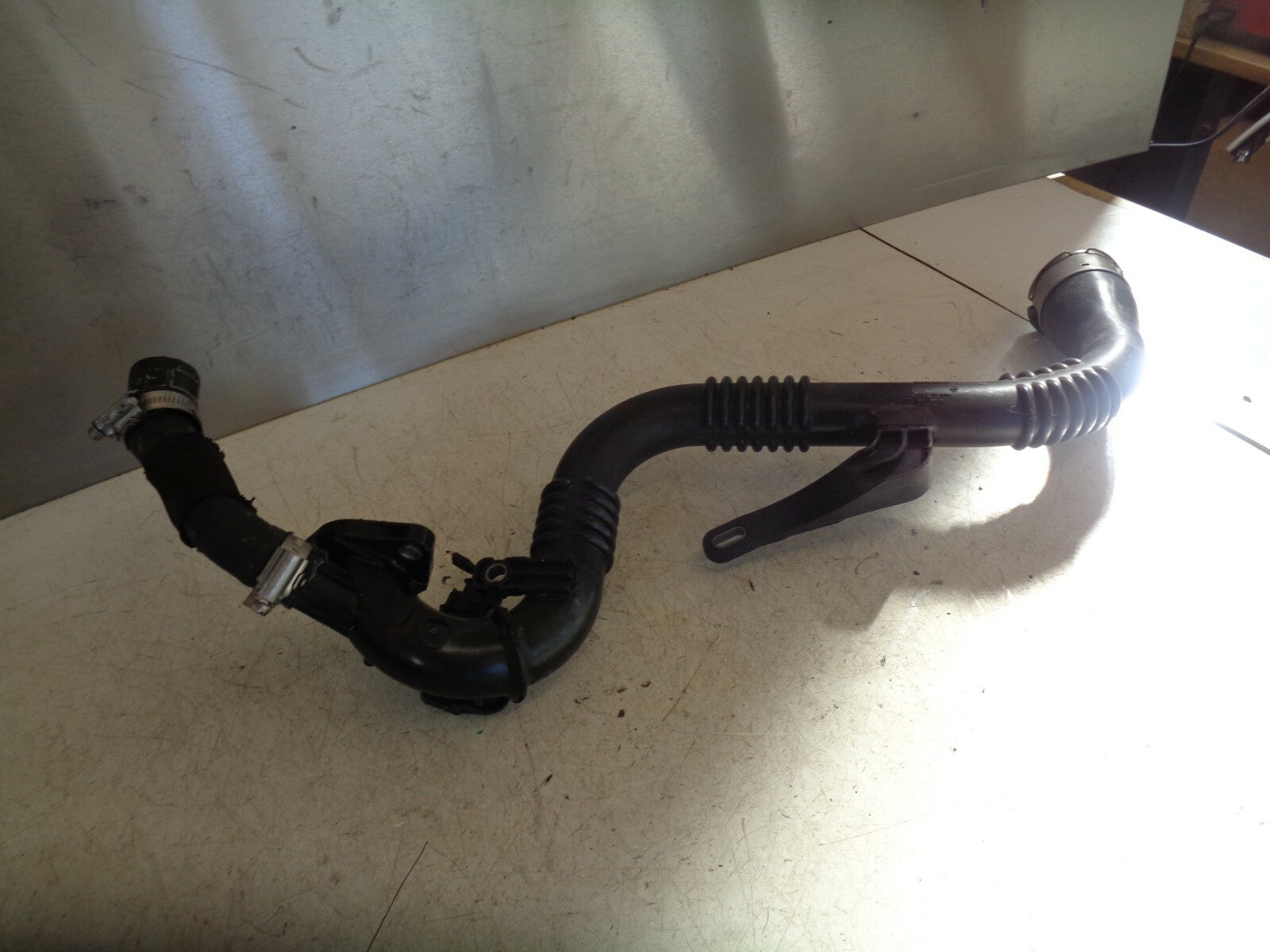 RENAULT CLIO MK4 2018 0.9 PETROL INTER COOLER HOSE PIPE 144605243R