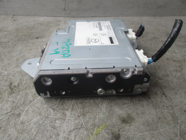2019 MAZDA 2 MK4 SAT NAV CONTROL MODULE DG8G66DRXA