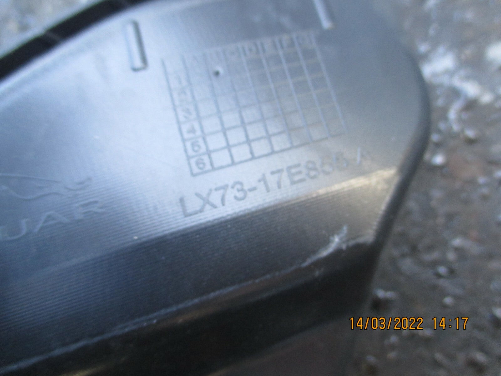 JAGUAR XE 2019 REAR BUMPER TRIM MOUNTING BRACKET LX73-17E855-A DAMAGED