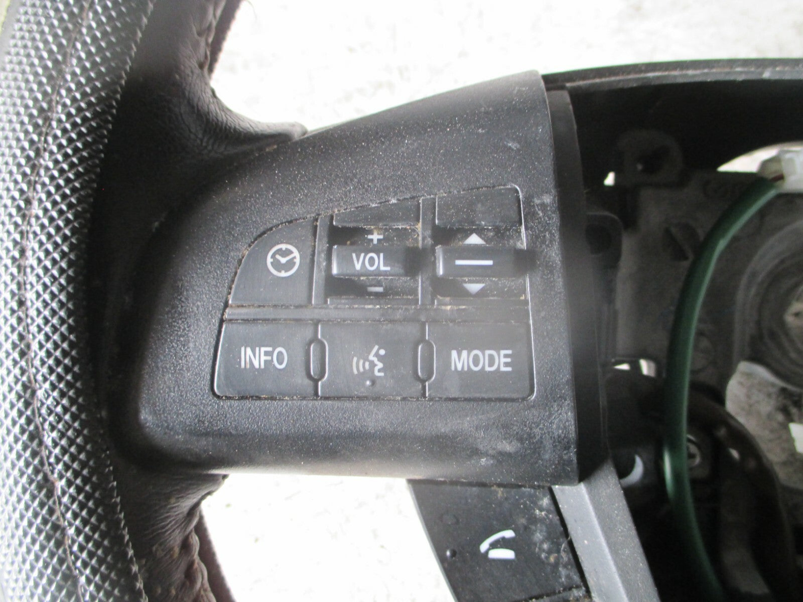MAZDA 6 2011 MK2 MULTI FUNCTION STEERING WHEEL