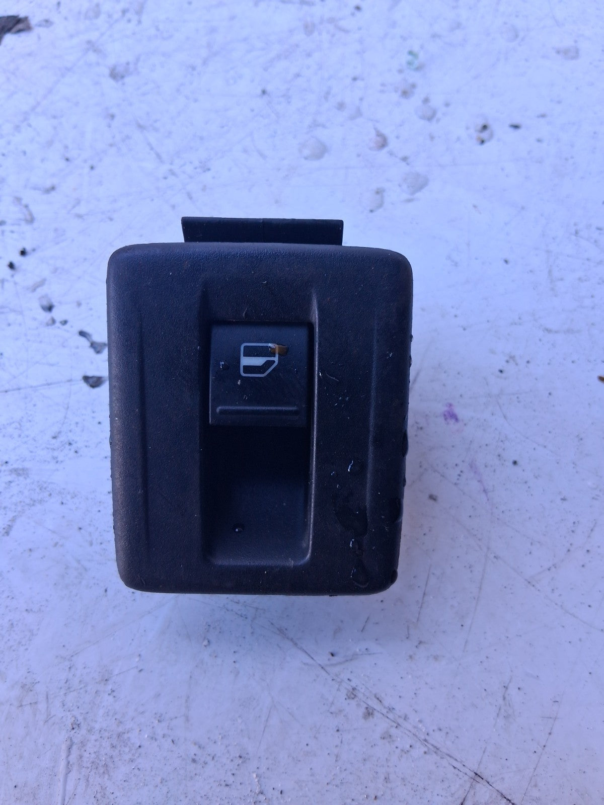 2011 VOLKSWAGEN SCIROCCO MK3 NSF PASSENGER FRONT LEFT WINDOW SWITCH 1K8959851A