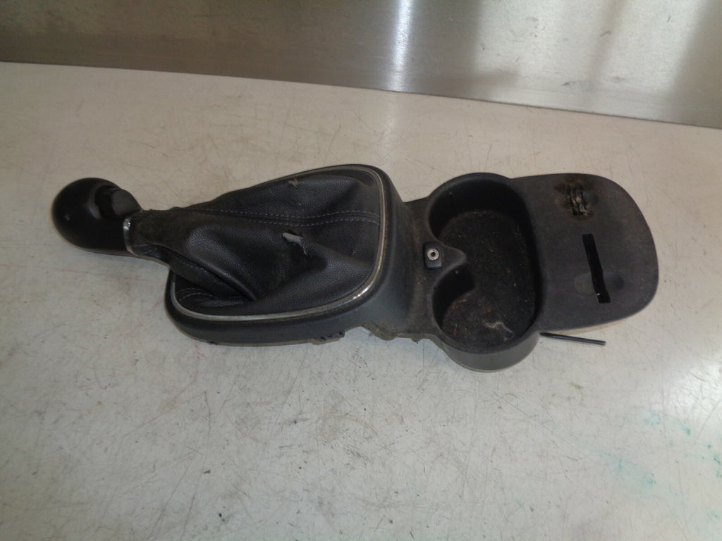 VAUXHALL CORSA D 2008 GEAR KNOB GAITER CENTRE CONSOLE TRIM SURROUND 13254966