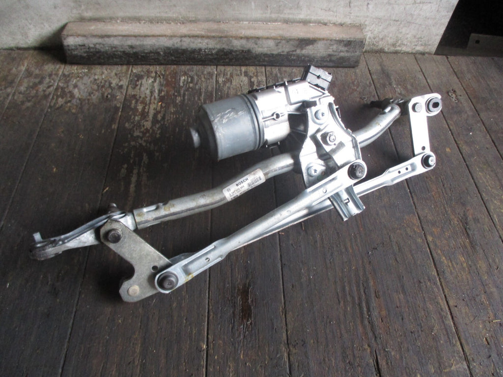 PEUGEOT TEEPEE PARTNER BERLINGO FRONT WINDSCEEN WIPER MOTOR LINKAGES 9683100780