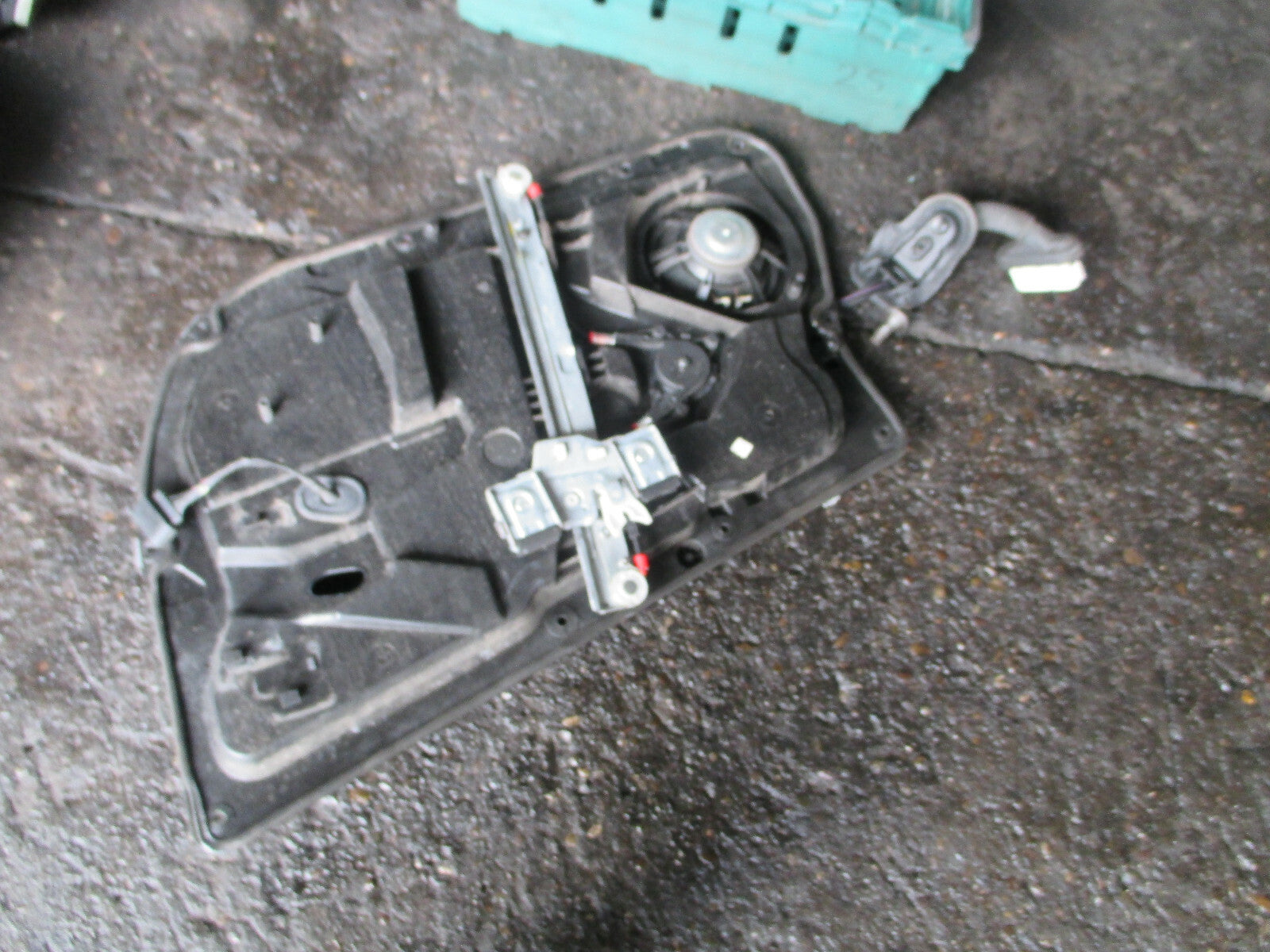 FORD FIESTA 2009 MK7 NSF PASSENGER SIDE FRONT WINDOW REGULATOR MOTOR