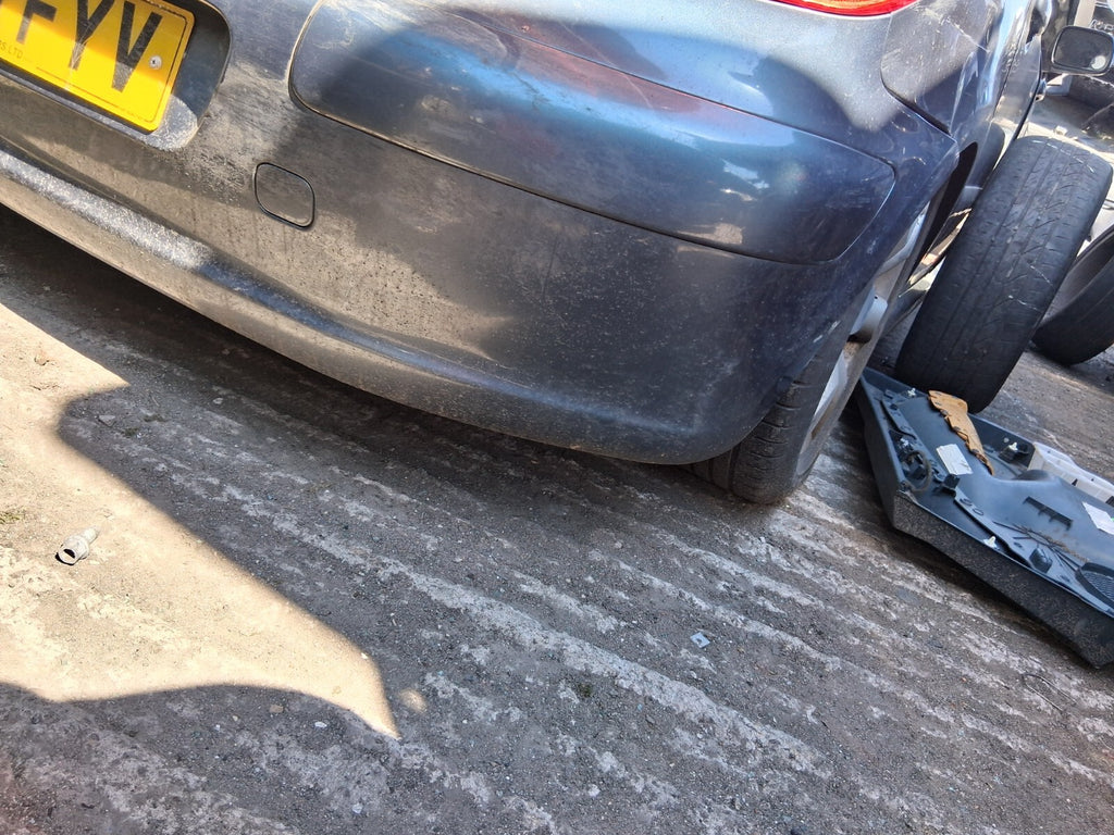 2006 PEUGEOT 307 REAR COMPLETE BUMPER IRON GREY METALLIC EZWD
