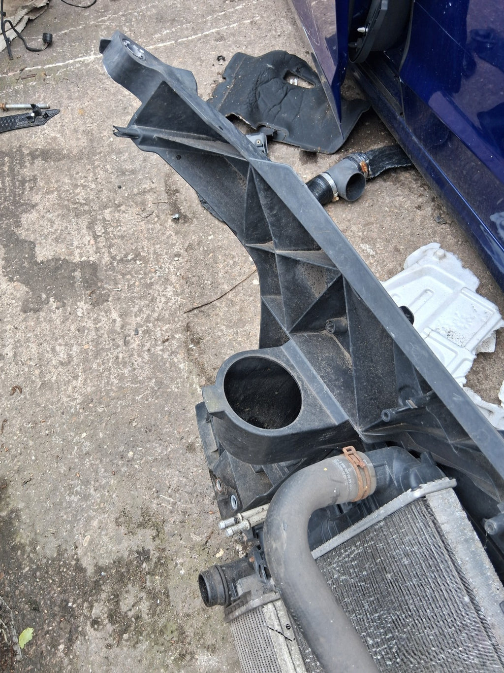 2016 MERCEDES SPRINTER W906 2.1 DIESEL FRONT PANEL RADPACK RADIATOR A9065000202