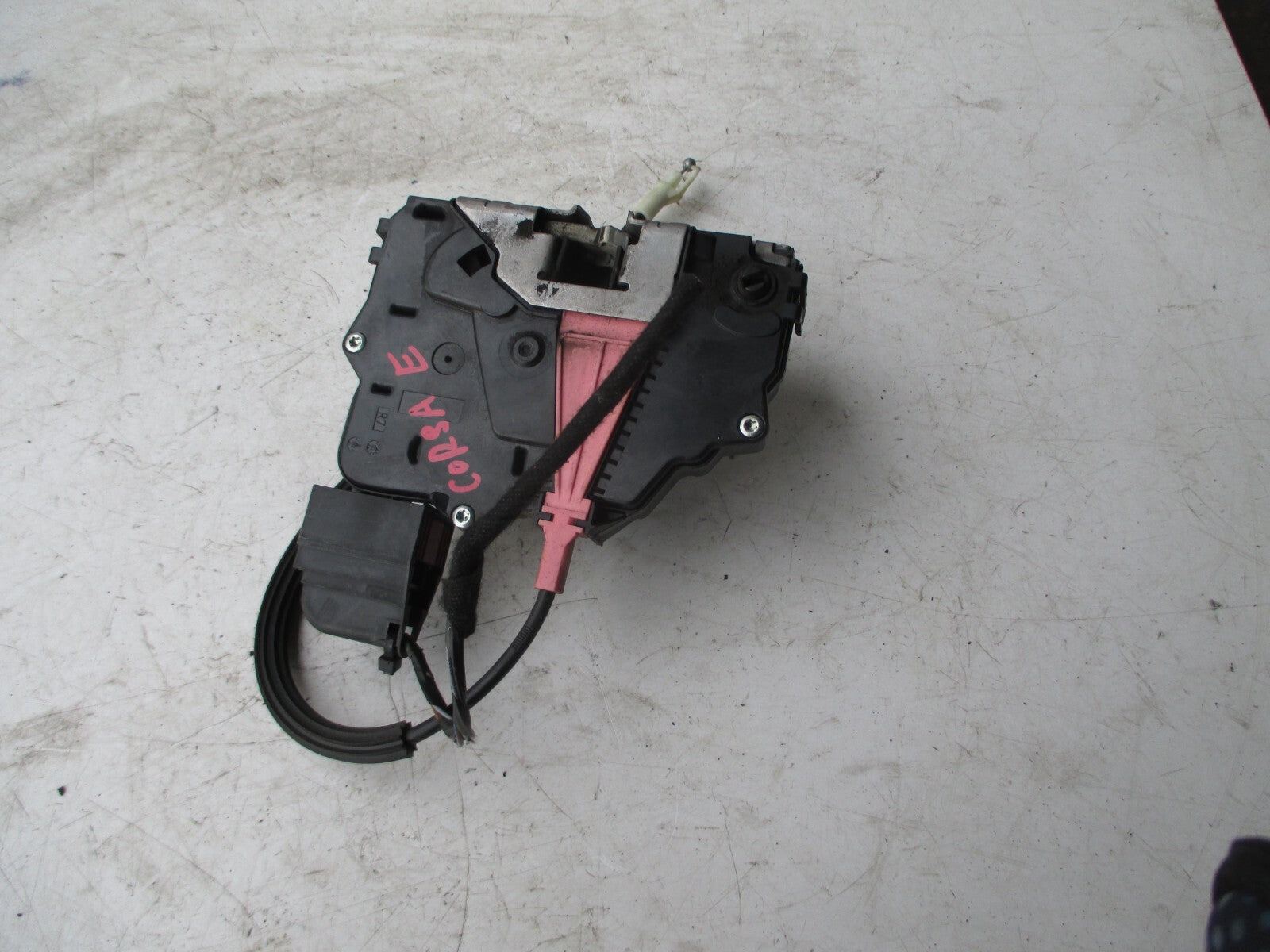VAUXHALL CORSA E 2017 OS DRIVER SIDE LOCK MECH MECHANISM ACTUATOR 25407955