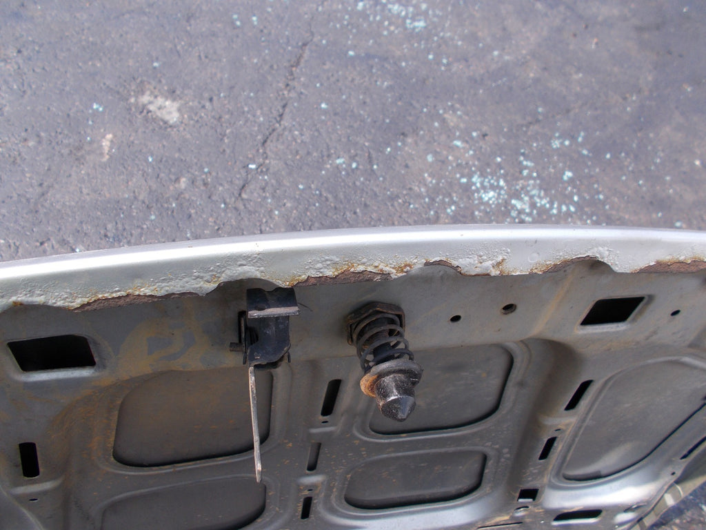 2000 VAUXHALL ZAFIRA CLUB 3DOOR BONNET COMPLETE SILVER Z147