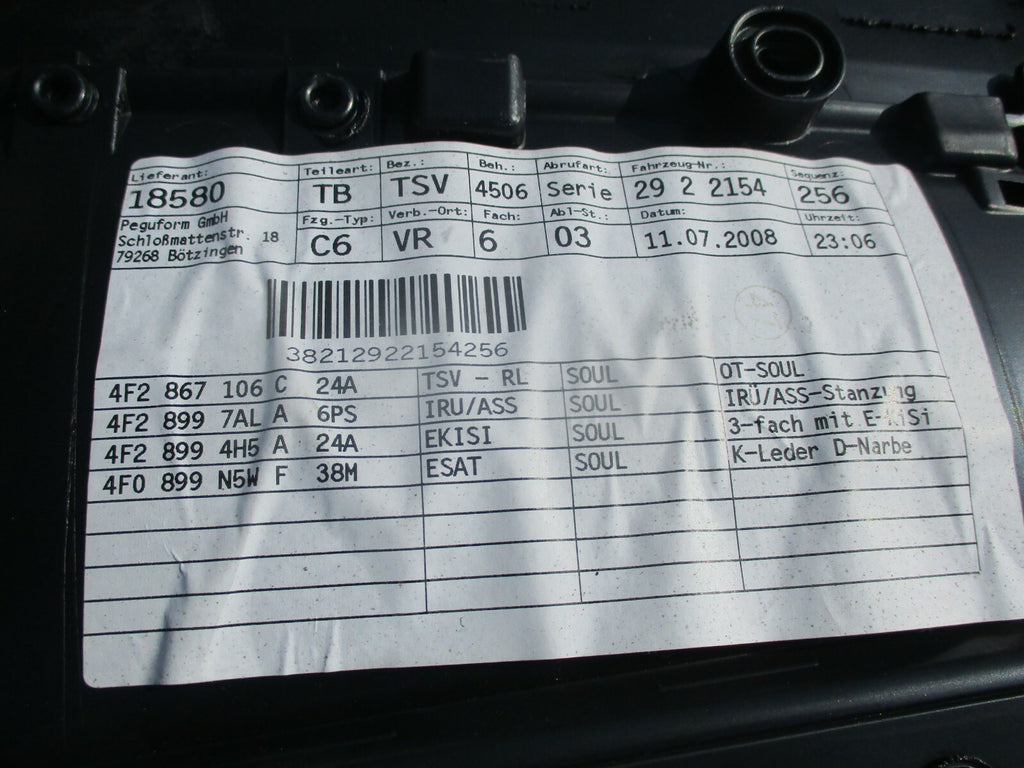 AUDI A6 OSF DRIVER SIDE FRONT DOOR CARD 4F2867106