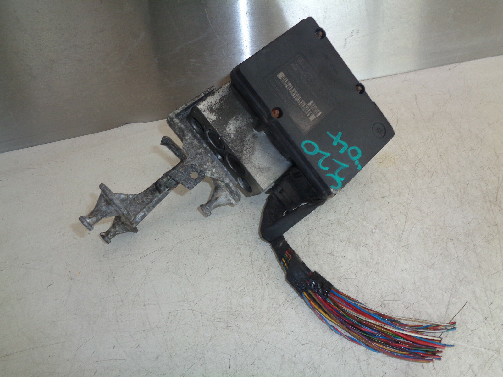 MERCEDES BENZ C CLASS W203 ABS PUMP MODULE A2095453932