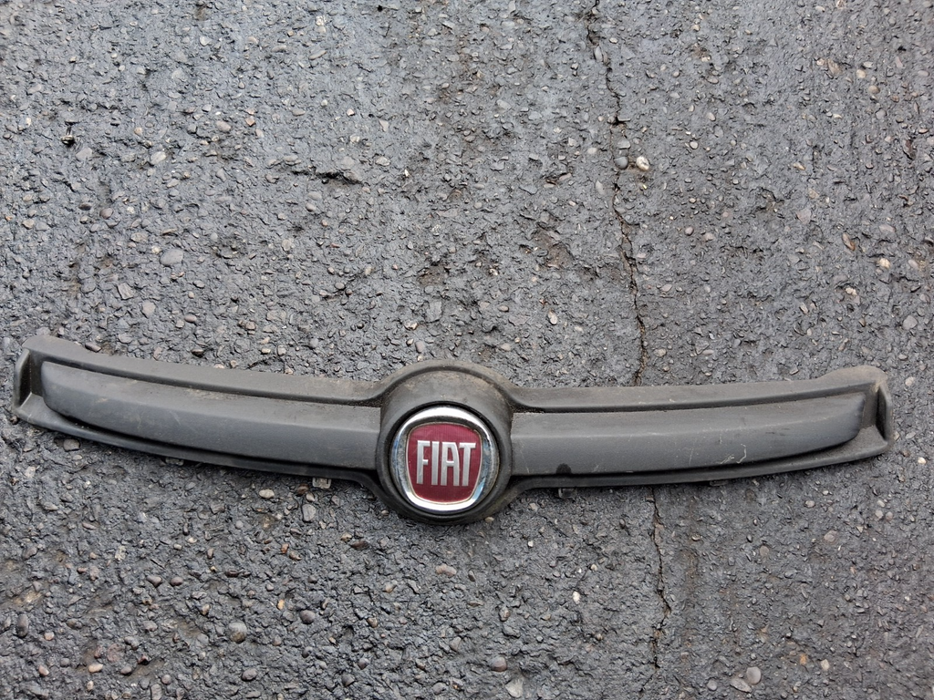 2019 FIAT PANDA MK3 FRONT BUMPER UPPER GRILLE GRILL 735520656