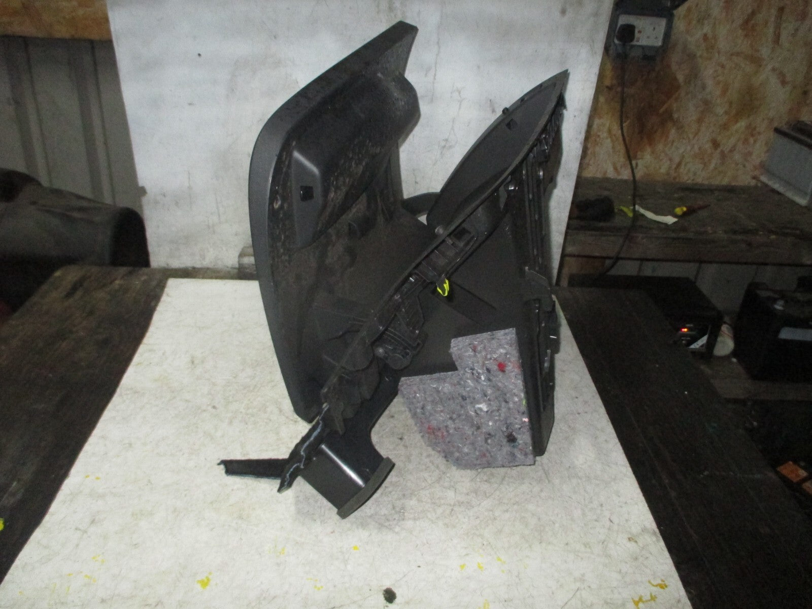 VAUXHALL GRANDLAND X 2018 STORAGE COMPARTMENT GLOVEBOX YP00082777