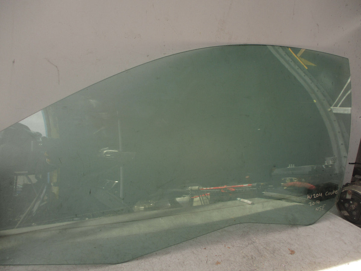 2014 MERCEDES BENZ C CLASS COUPE NSF PASSENGER SIDE FRONT LEFT DOOR WINDOW GLASS