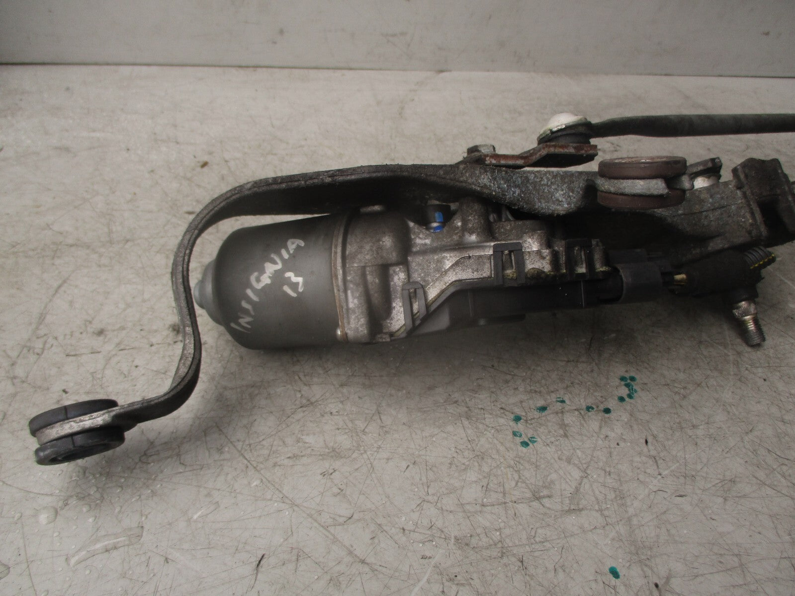 2013 VAUXHALL INSIGNIA MK1 FRONT WINDSCREEN WIPER MOTOR & LINKAGE 13227393