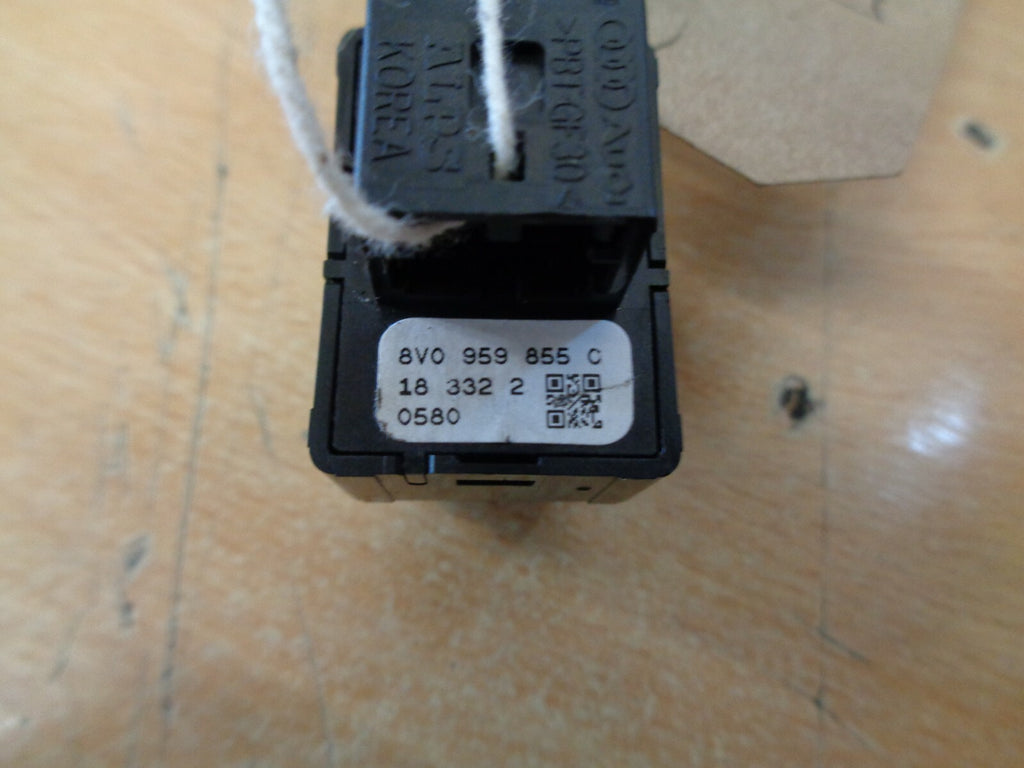 AUDI A3 2017 SINGLE WINDOW CONTROL SWITCH BUTTON SILVER BLACK 8V0959855C