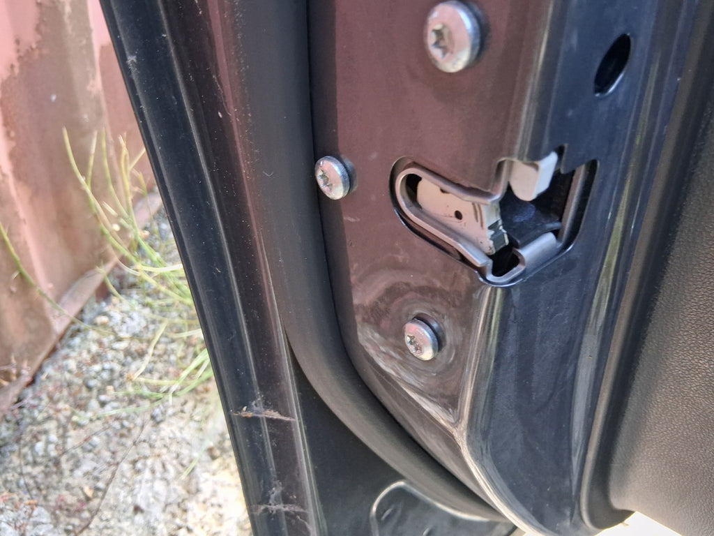 2016 VAUXHALL MERIVA B MK2 NSF PASSENGER SIDE FRONT LEFT DOOR LOCK MECHANISM