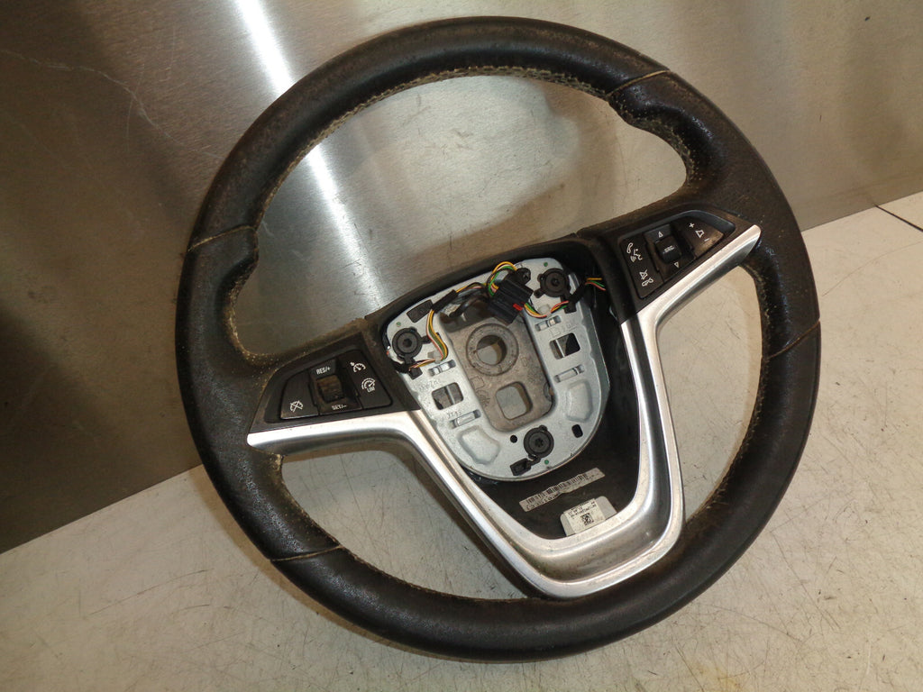 VAUXHALL ASTRA J 2013 MK6 MULTIFUNCTION STEERING WHEEL 13351028