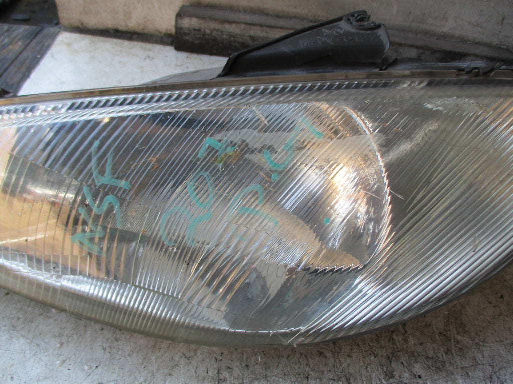 PEUGEOT 206 2005 NSF PASSENGERS SIDE FRONT HEADLIGHT HEADLAMP 9630869780