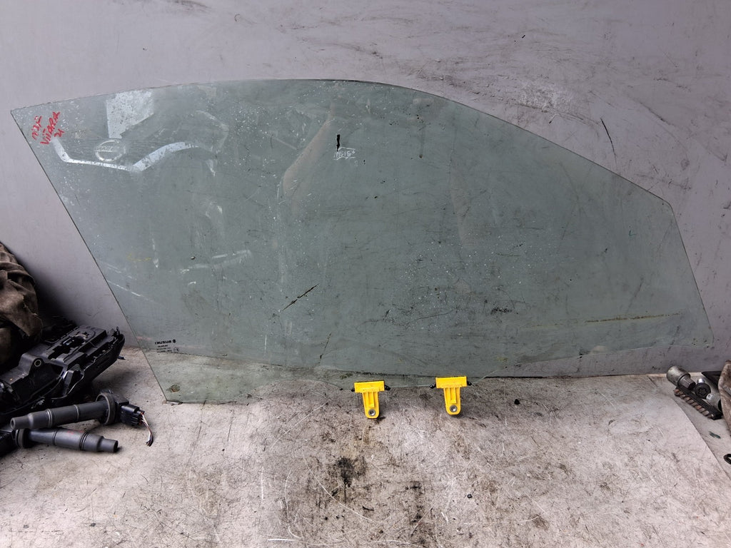 2022 SUZUKI VITARA MK4 NSF PASSENGER SIDE FRONT LEFT WINDOW GLASS
