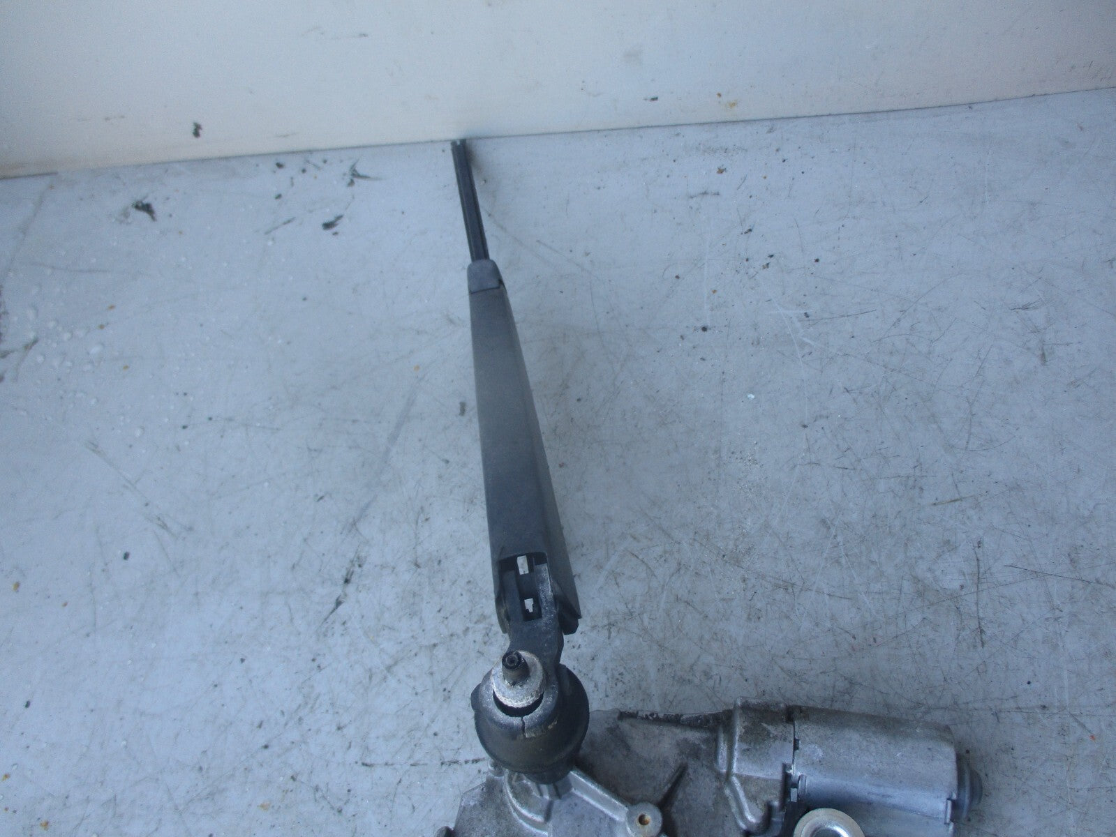 2008 VW VOLKSWAGEN POLO REAR WIPER MOTOR 606955711A