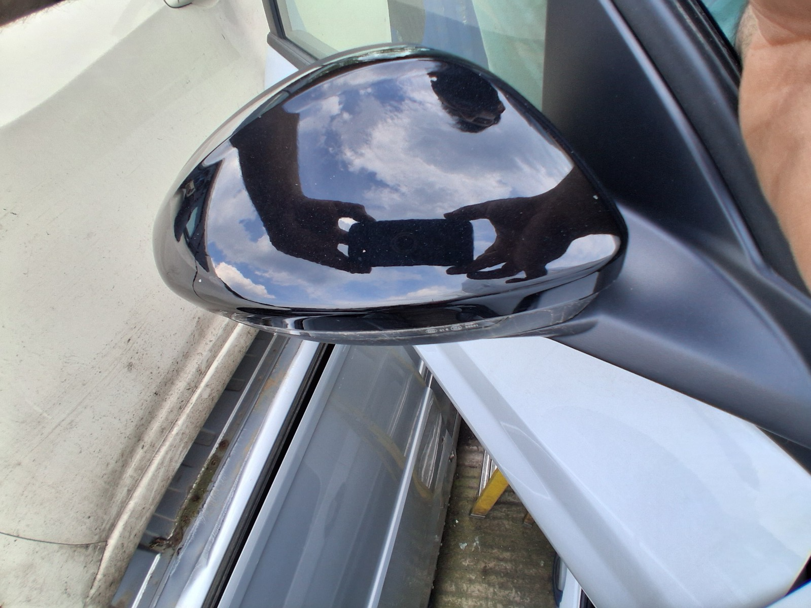PEUGEOT 208 MK2 2025 OSF DRIVER SIDE FRONT MANUALFOLD WING MIRROR