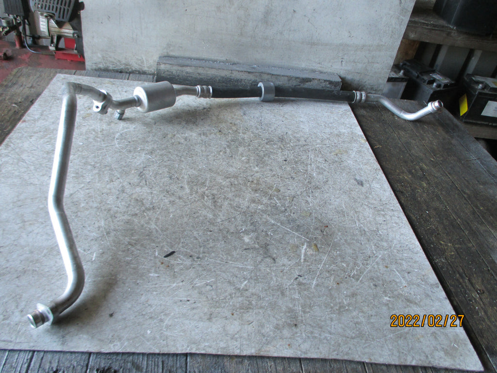 DACIA SANDERO 2017 MK2 1.0 PETROL AC AIR CONDITIONING HOSE PIPE 924546917R