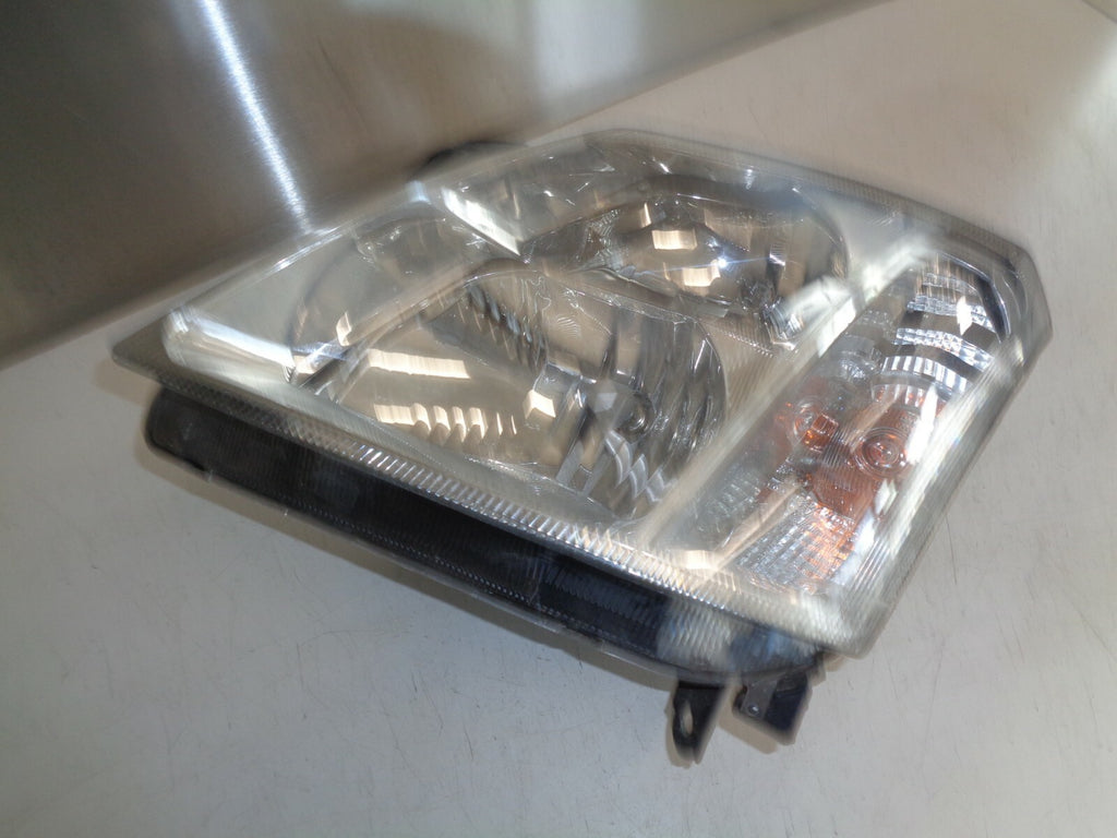 VAUXHALL MERIVA MK1 2005 NS PASSENGER SIDE HEADLIGHT HEADLAMP 93175360