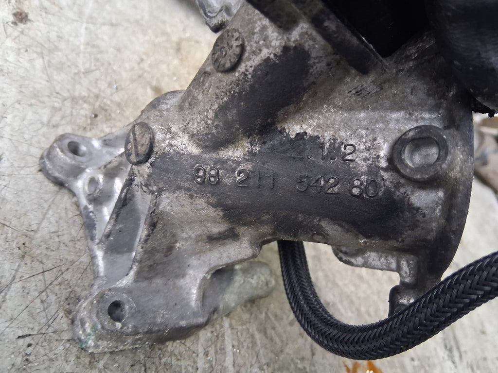 2021 VAUXHALL VIVARO MK3 EGR VALVE PIPE HOUSING 9821154280