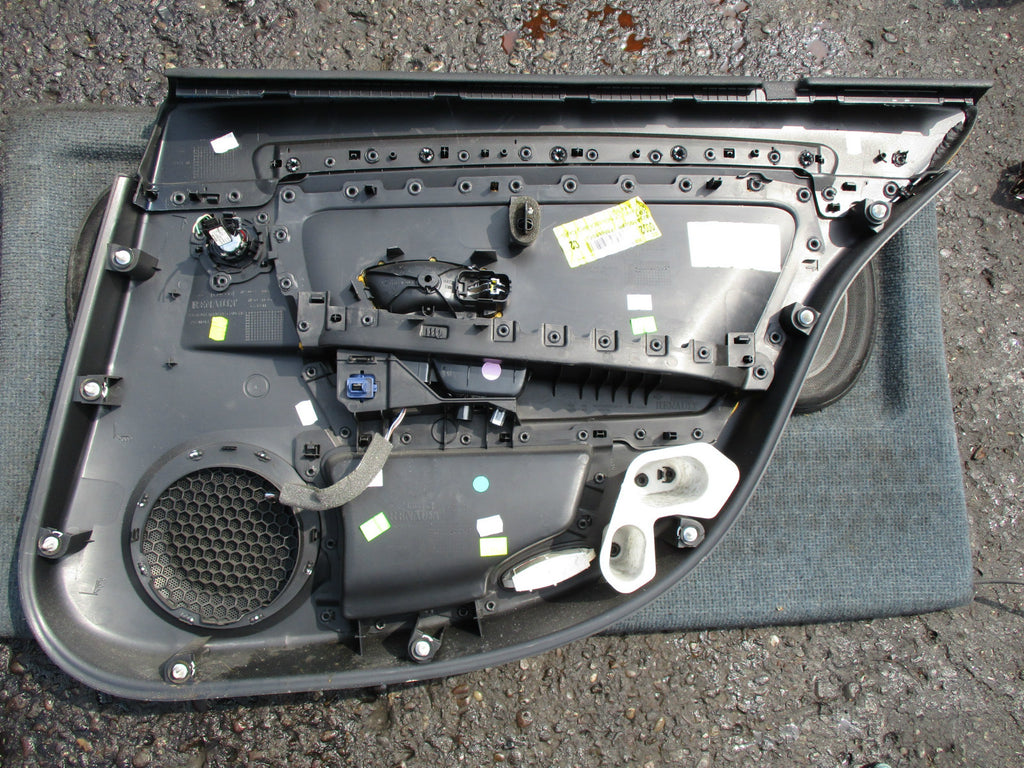 RENAULT LAGUNA MK3 2008 NSR PASSENGER SIDE REAR PLASTIC DOOR CARD PANEL