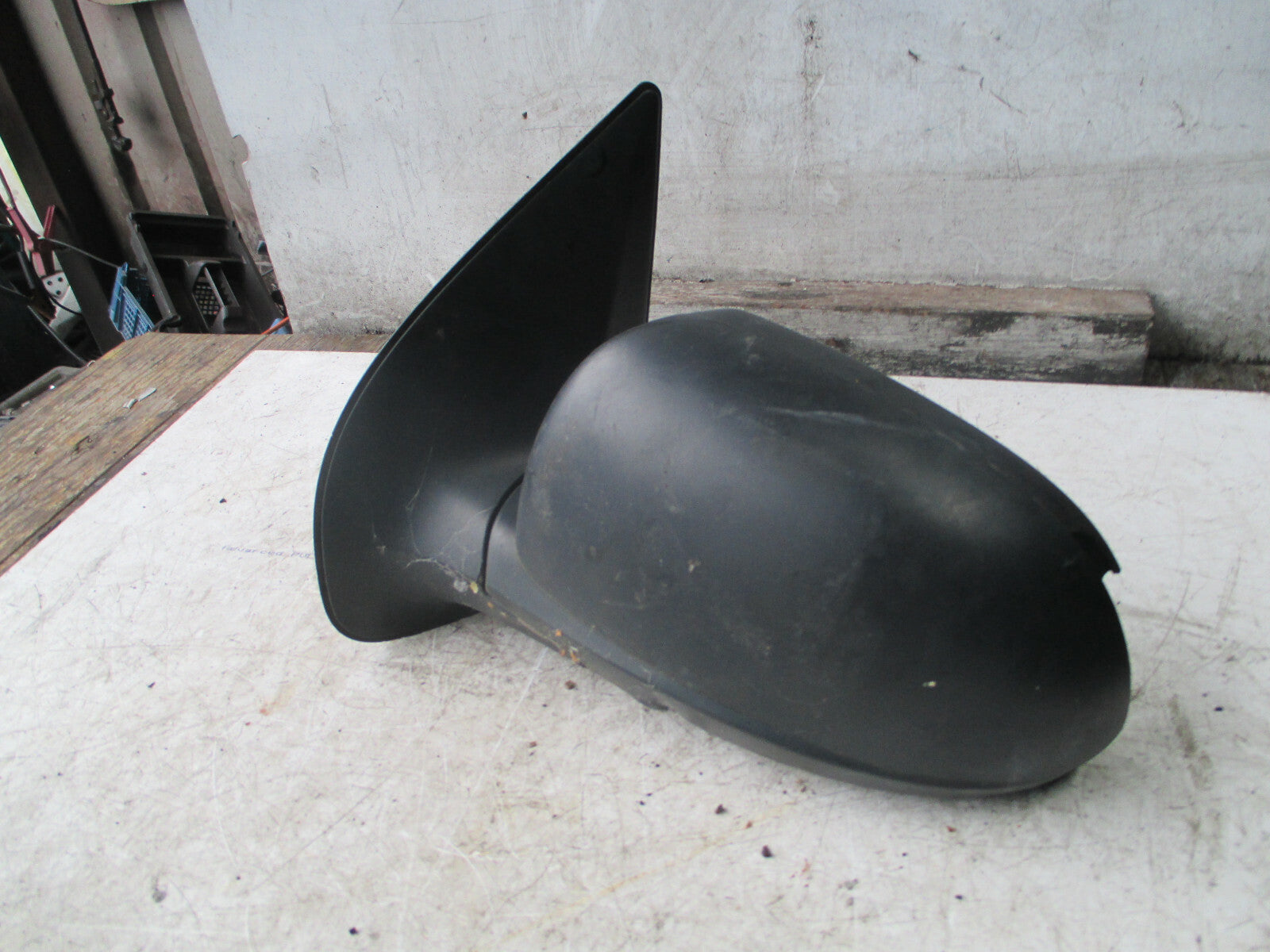 HYUNDAI I20 MK1 NSF PASSENGER SIDE FRONT MANUAL WING MIRROR