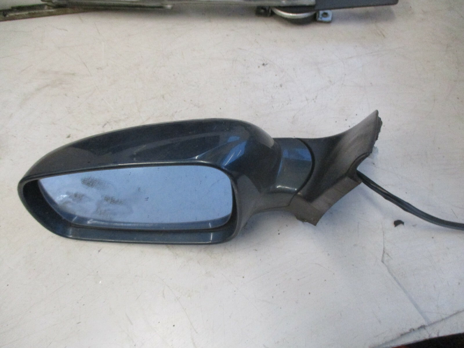 VW VOLKSWAGEN PASSAT B5 2002 NS PASSENGER SIDE DOOR WING MIRROR GREEN ELECTRIC