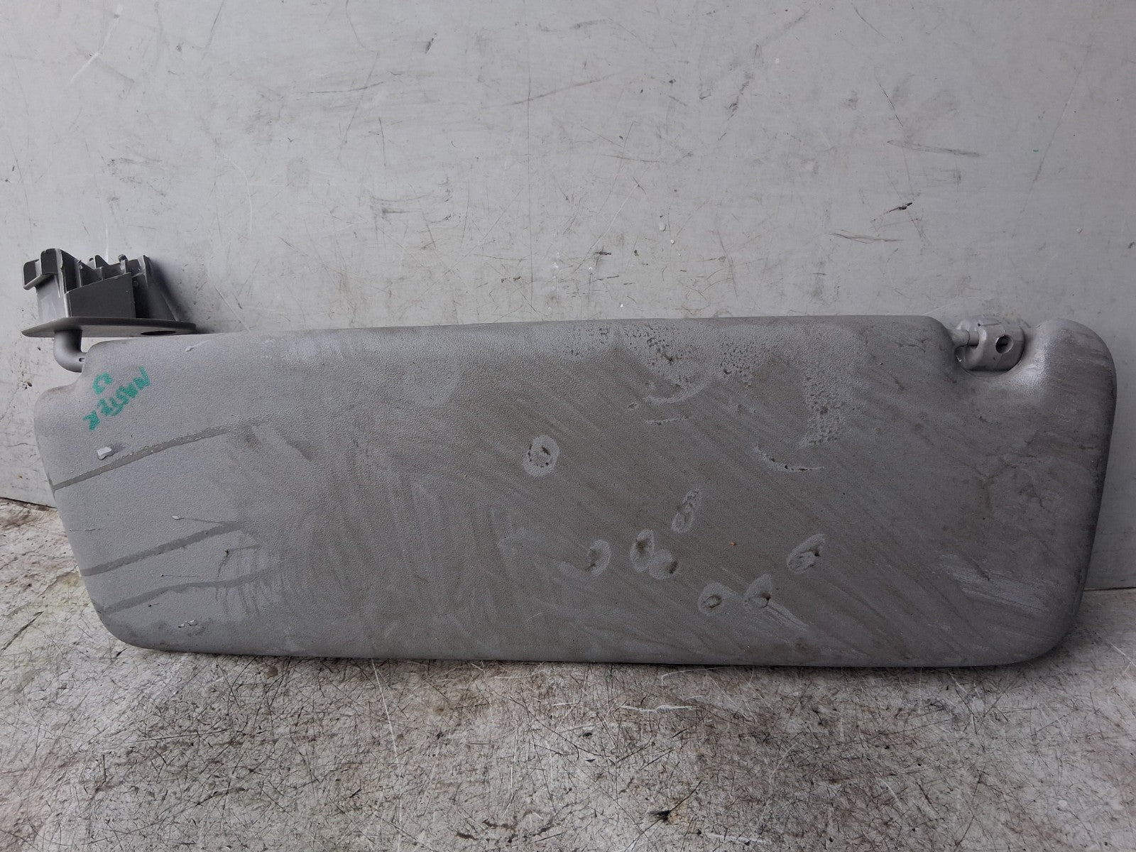 2023 RENAULT MASTER MK3 NSF PASSENGER SIDE FRONT LEFT SUN VISOR SHADE