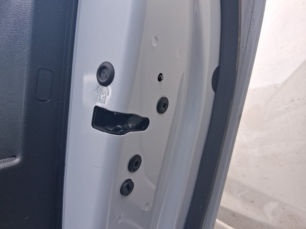 PEUGEOT 208 MK2 2025 OSR DRIVER SIDE REAR DOOR LOCK MECHANSIM