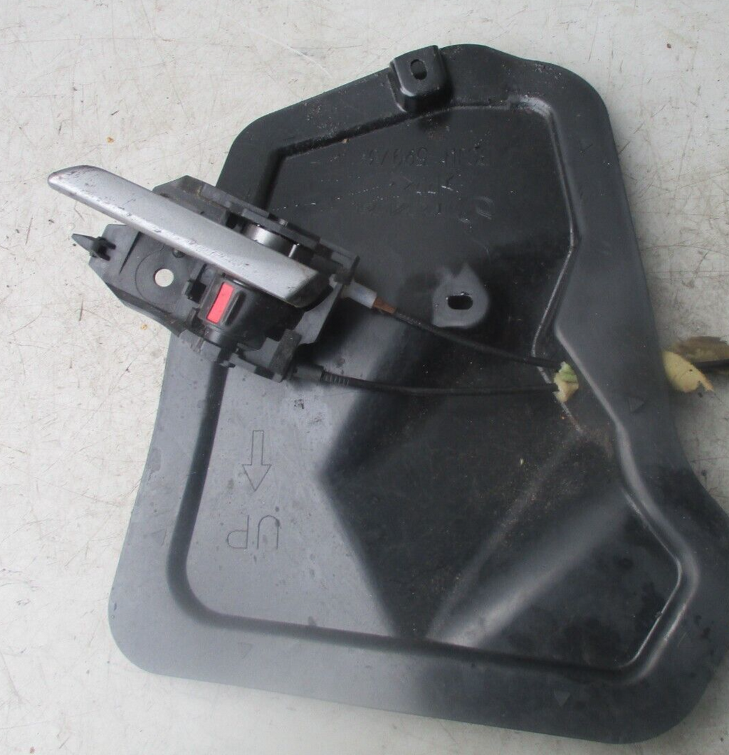 MAZDA 3 MK4 2021 DOOR LOCK MECHANISM CATCH LATCH WITH HANDLE