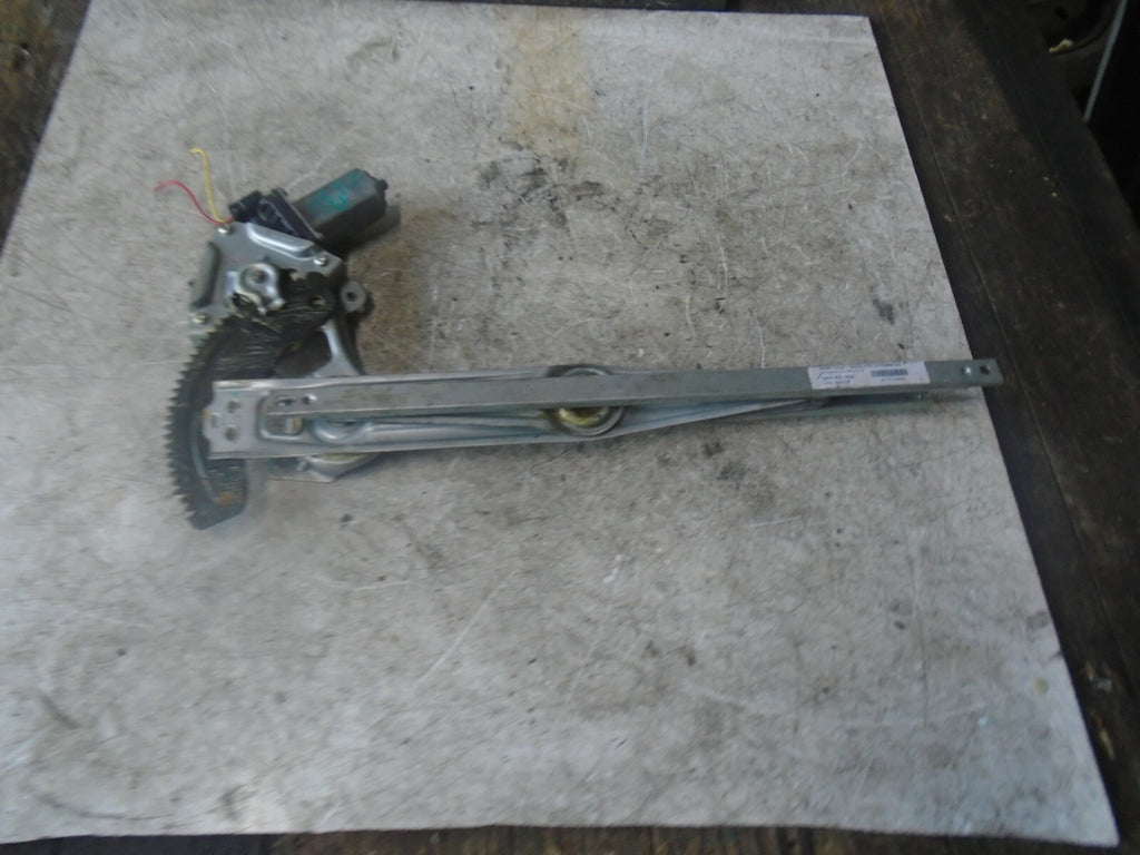 NISSAN MICRA 2014 MK4 NSF FRONT PASSENGER SIDE WINDOR MOTOR REGULATOR 807011HB2A