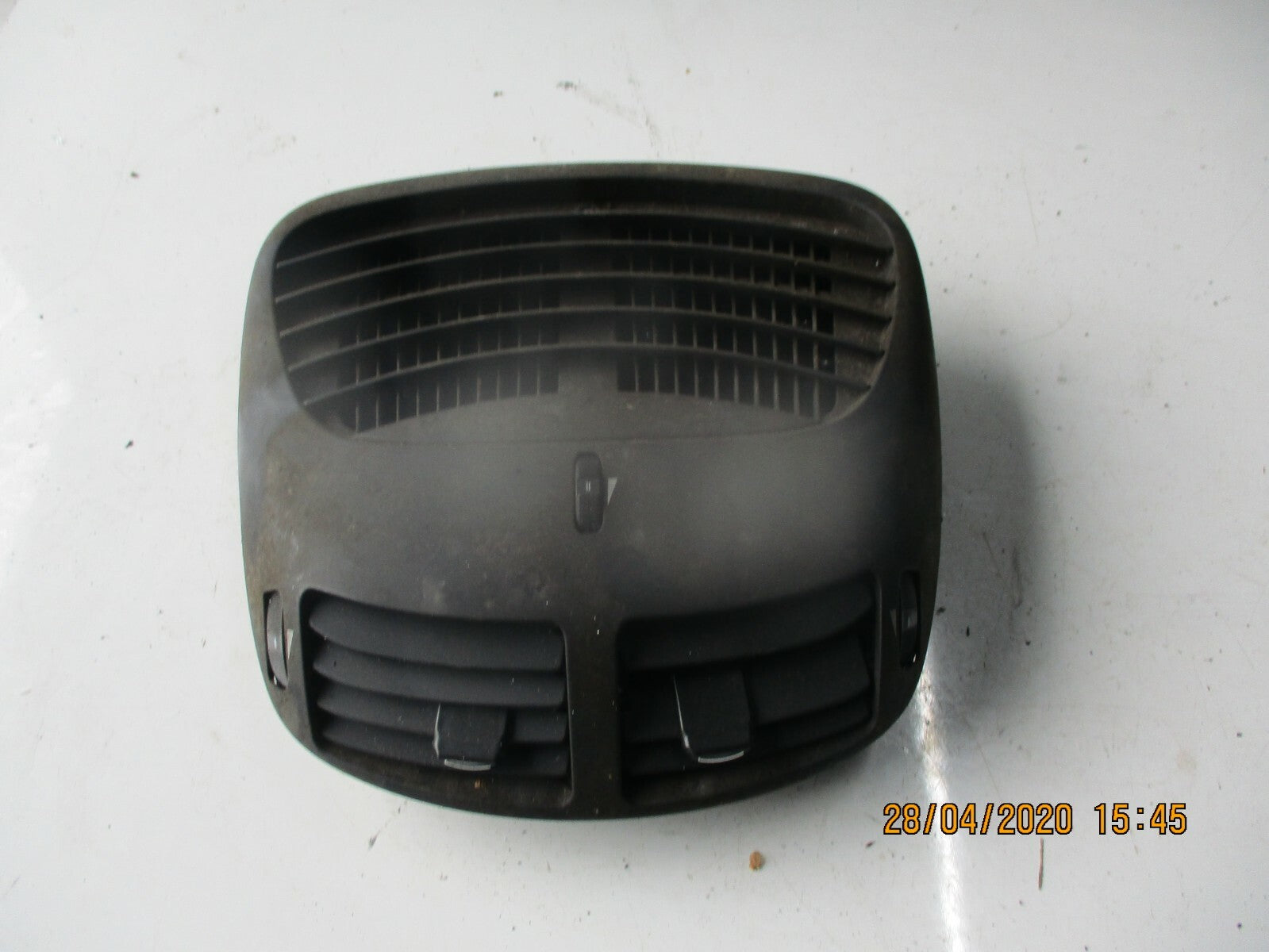 ALFA ROMEO GT 2003 - 2010 MIDDLE CENTER AIR VENT PANEL DASH DASHBOARD TOP