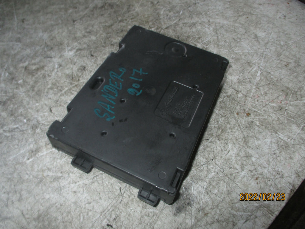 DACIA SANDERO 2017 BCM BODY CONTROL MODULE 284B10447R