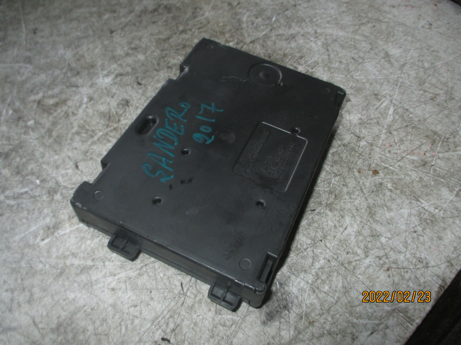 DACIA SANDERO 2017 BCM BODY CONTROL MODULE 284B10447R