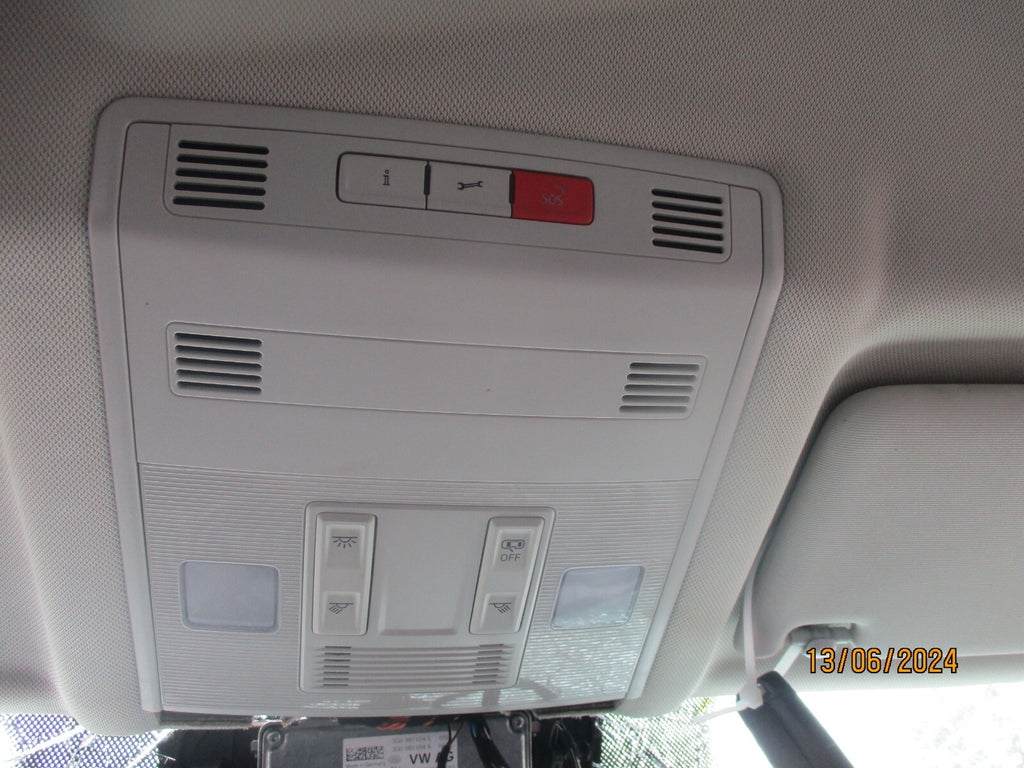 2020 VW VOLKSWAGEN T ROC FRONT INTERIOR ROOF READING LIGHT