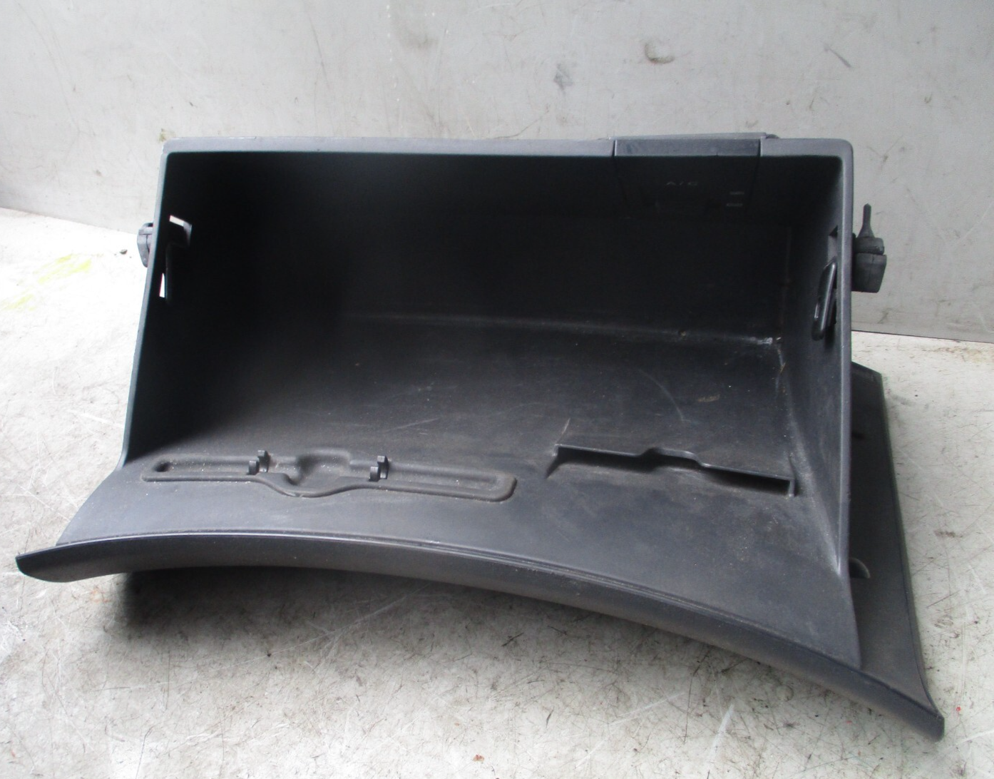 HYUNDAI I30 2009 NSF PASSENGER SIDE STORAGE GLOVEBOX