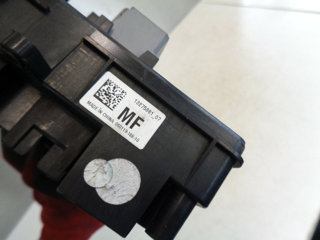 VAUXHALL INSIGNIA A MK1 2010 UNDER BONNET FUSE BOX RELAY BOX 13275881